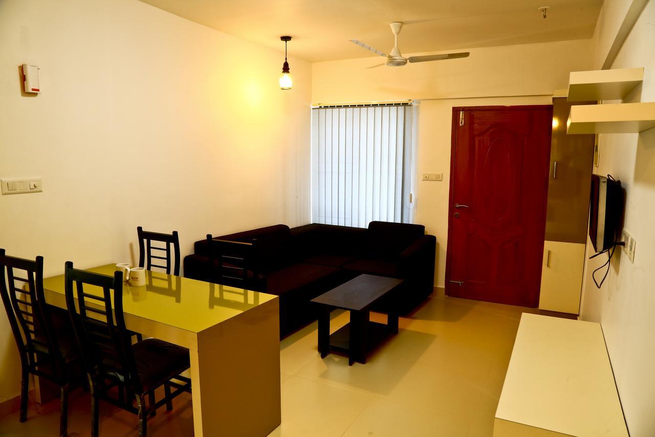 Traven Homes Infopark Kakkanad Corporate Suit Rooms Kochi Exterior photo