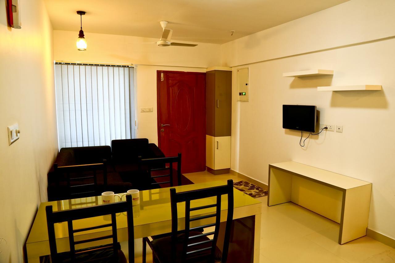 Traven Homes Infopark Kakkanad Corporate Suit Rooms Kochi Exterior photo