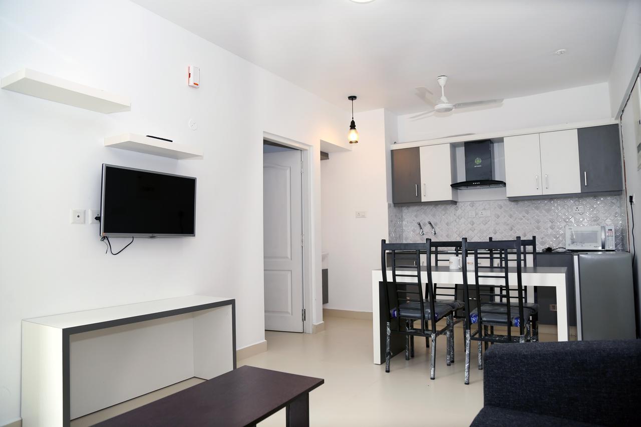 Traven Homes Infopark Kakkanad Corporate Suit Rooms Kochi Exterior photo