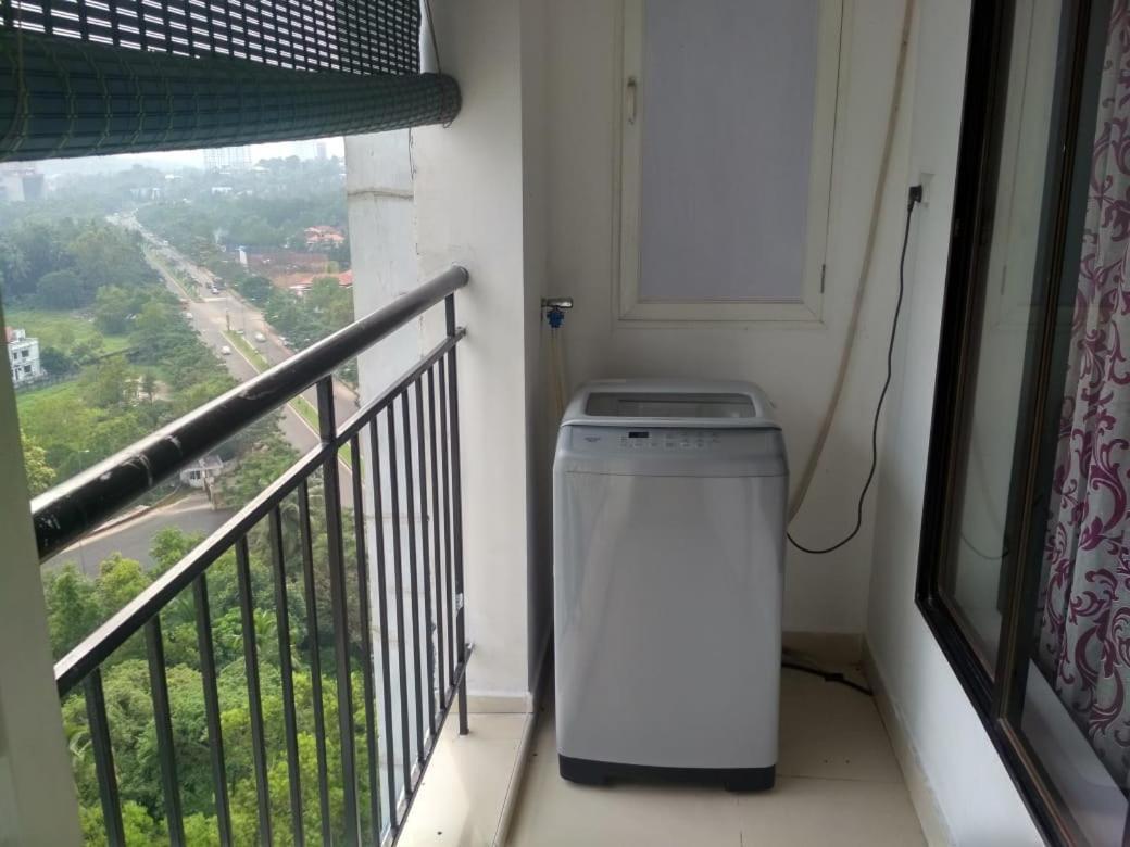 Traven Homes Infopark Kakkanad Corporate Suit Rooms Kochi Exterior photo