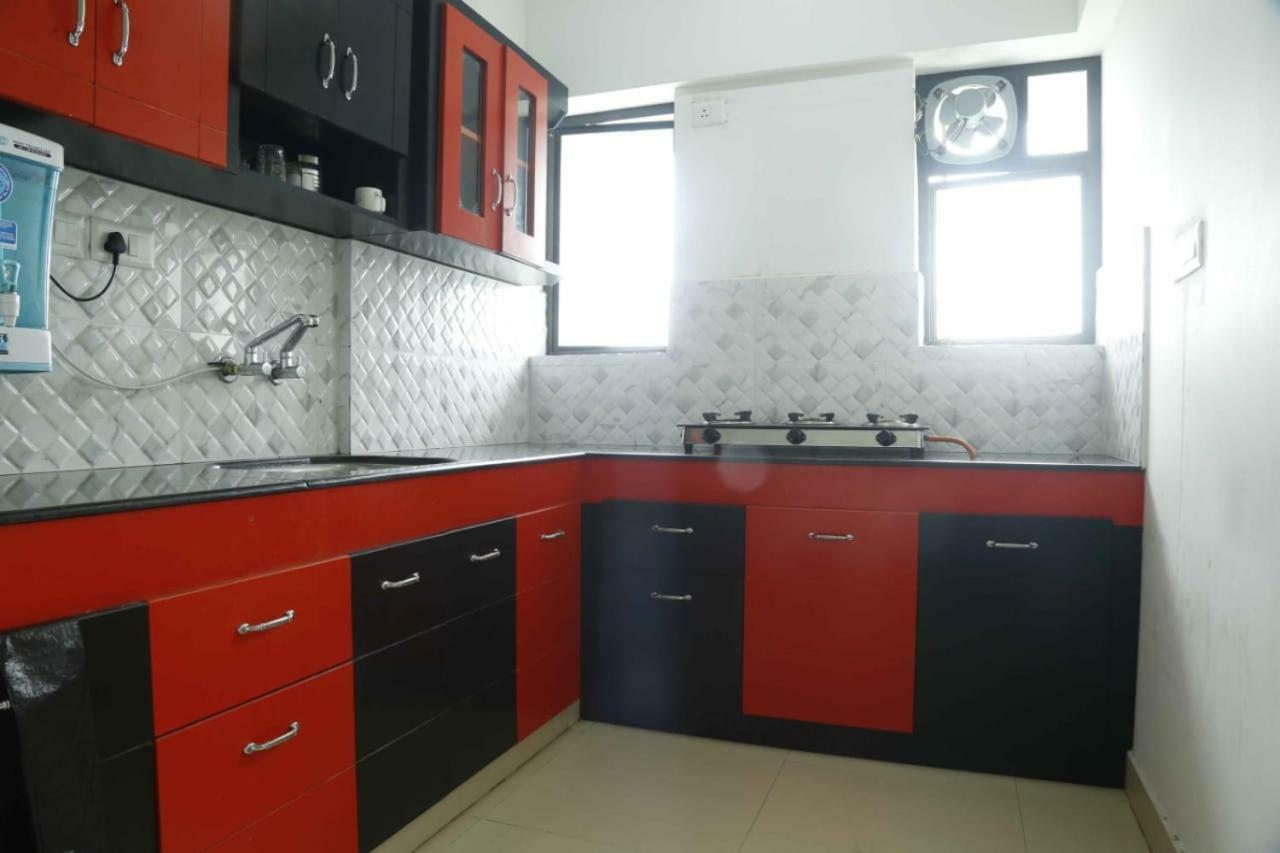 Traven Homes Infopark Kakkanad Corporate Suit Rooms Kochi Exterior photo