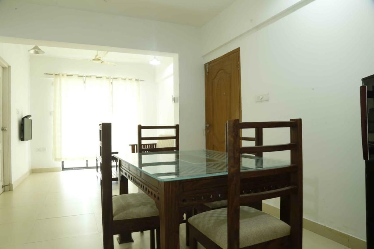 Traven Homes Infopark Kakkanad Corporate Suit Rooms Kochi Exterior photo