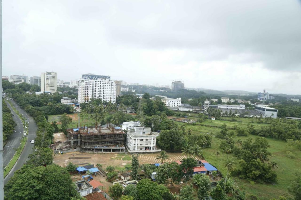 Traven Homes Infopark Kakkanad Corporate Suit Rooms Kochi Exterior photo